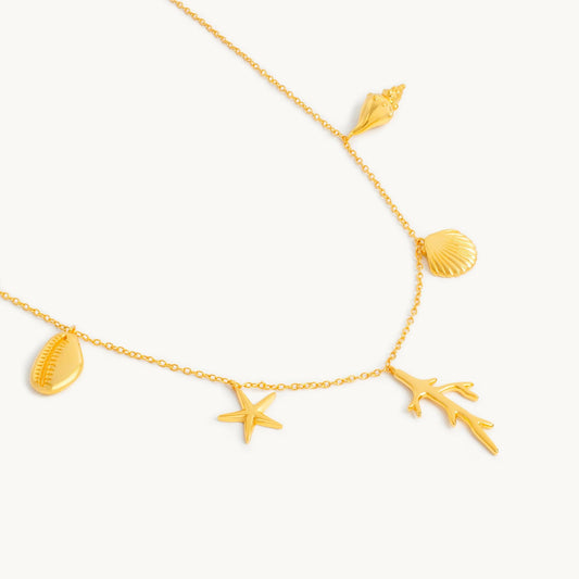 Halsbandet Vid stranden