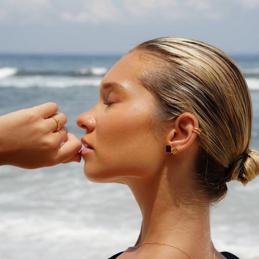 Stapelbar ring i sanddyner